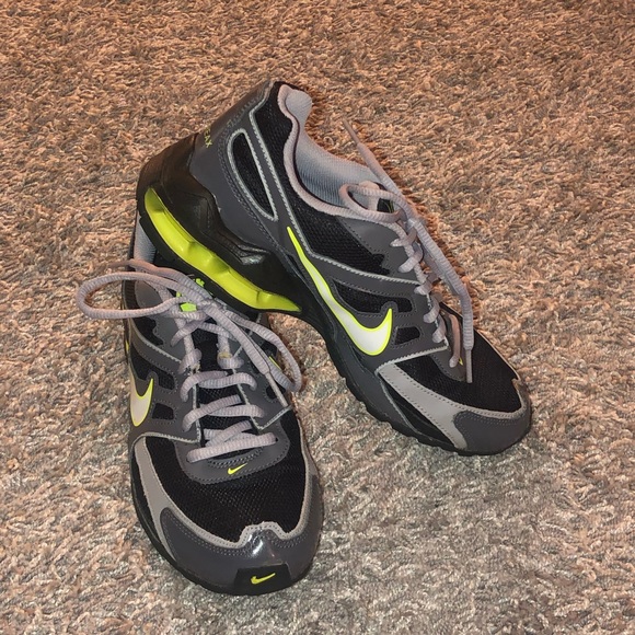 nike reax tennis shoes